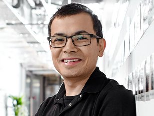 Demis Hassabis continues at the forefront of AI innovation